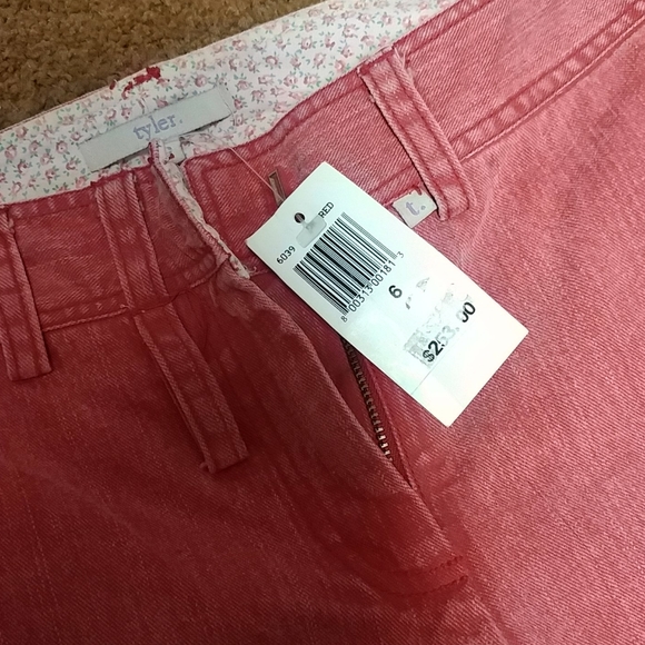 jeans..Firm - Picture 3 of 8